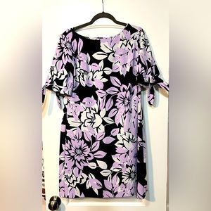 Size 14 pretty navy, lavender and white floral dress.